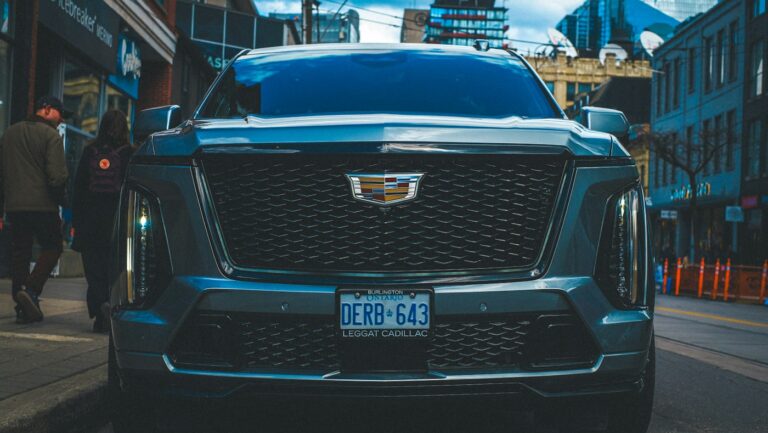 Black luxury SUV for airport transfers